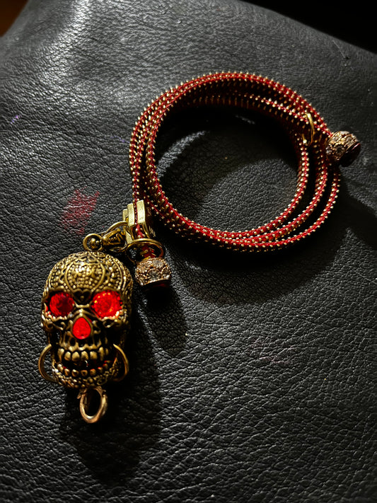 MFD GLOWING SKULL ZIPNECKLACE